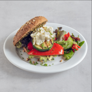 Broodje Gegrilde Groenten Mozzarella - Sharon's Catering